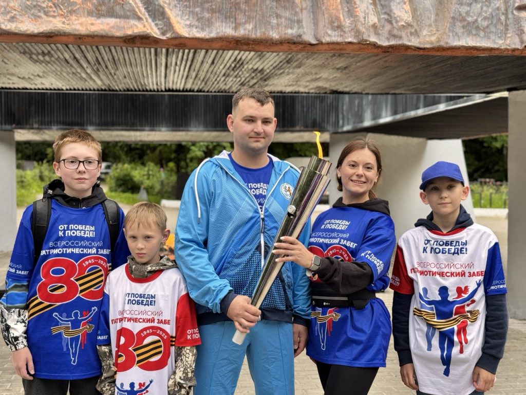 Владимир встретил Огонь Победы! 8 photo 2025 06 27 18 09 40