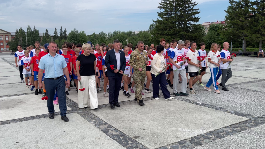 Новосибирск почтил память воинов-освободителей патриотическим забегом «От Победы к Победе!» 2 3 3