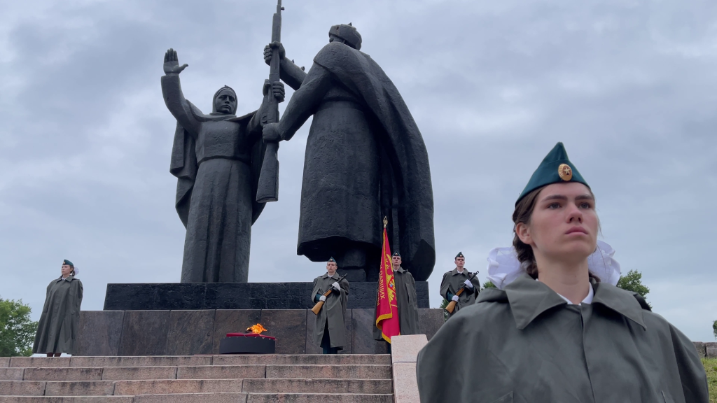 Томск принял частицу Вечного огня из рук участников Всероссийского забега «От Победы к Победе!» 2 2