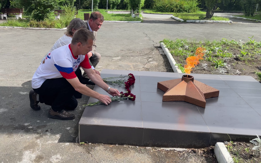 Партизанск окропил свой 129-й день рождения Огнём Победы из Александровского сада 2 2 5