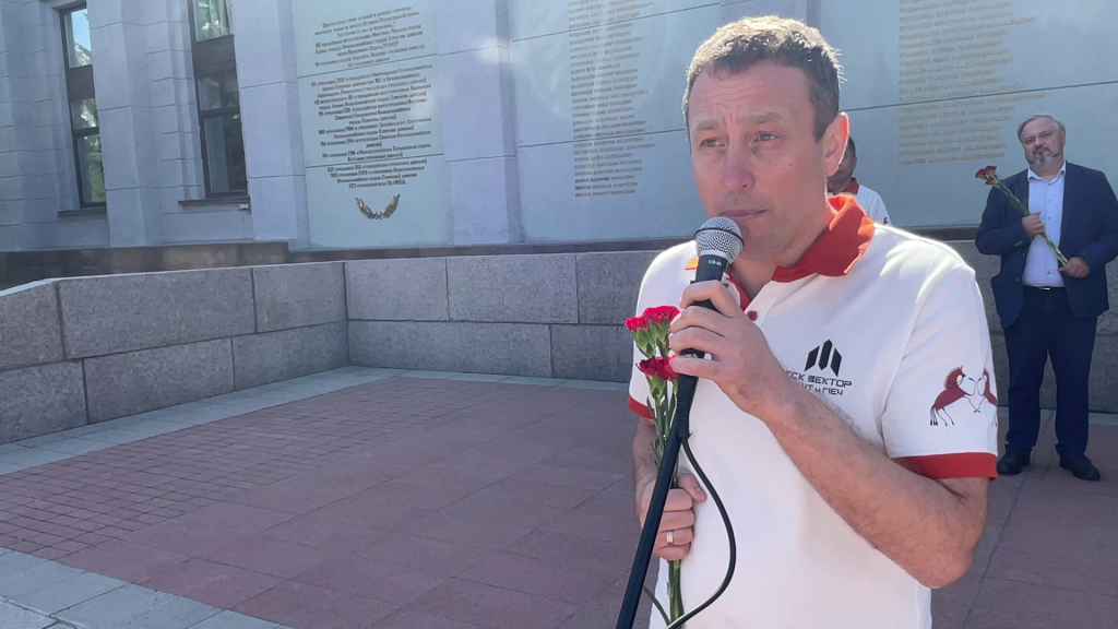 Иркутск передал эстафету Вечного огня «От Победы к Победе!» Бурятии 11 24 2