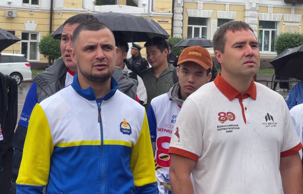 Столица Бурятии приняла Огонь Памяти из рук участников забега «От Победы к Победе!» 3 3 3