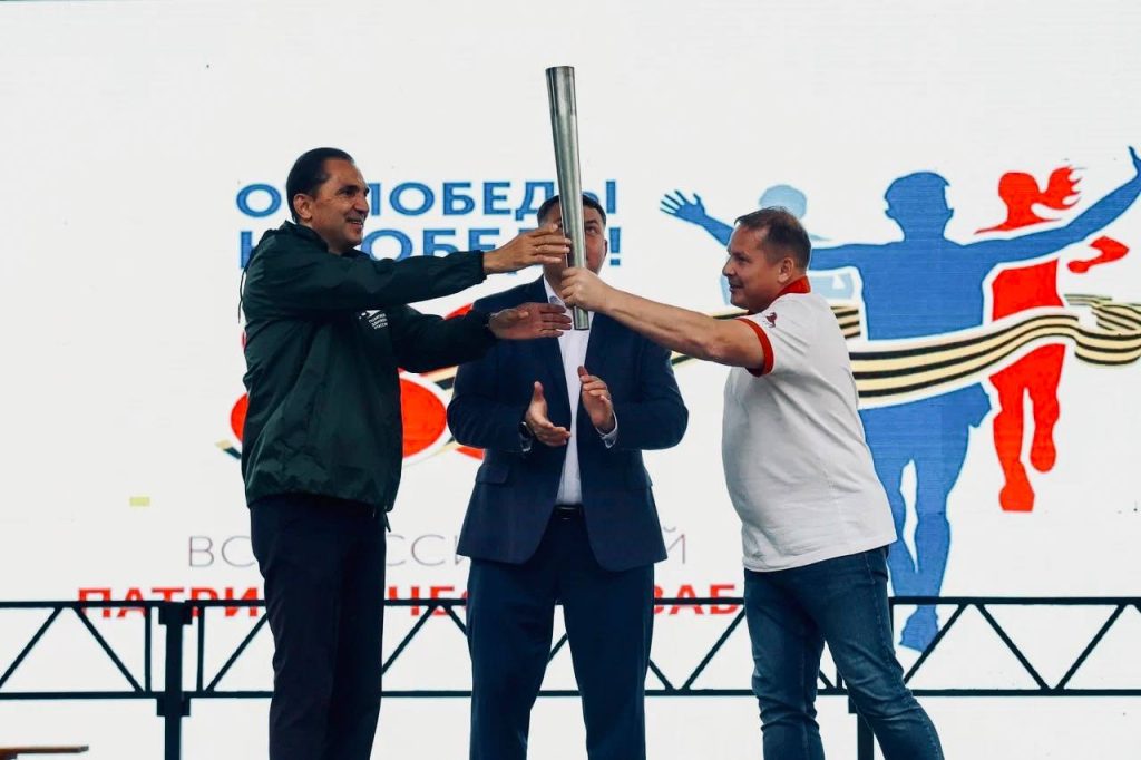 Забег «От Победы к Победе!» финишировал в Южно-Сахалинске 2 photo 2025 09 04 01 35 46